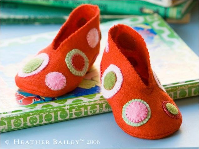 Wooly baby booties