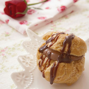 Creamy chocolate filled puffs Creamy chocolate filled puffs