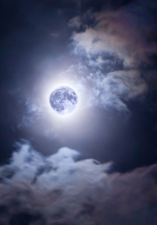 Super moon