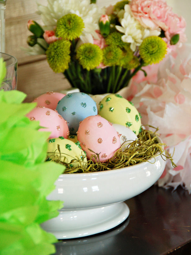 Paint glitter polka dot eggs Paint glitter polka dot eggs