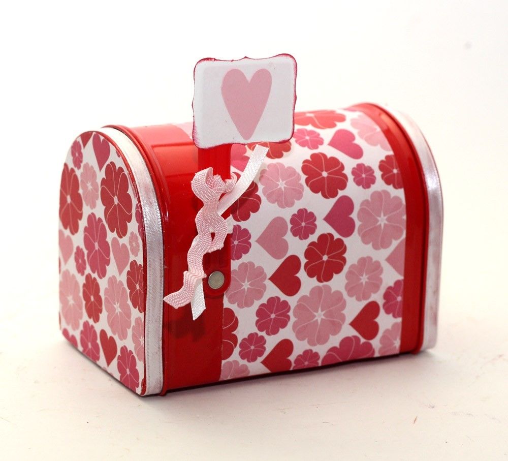 Mini Valentine's Mailbox