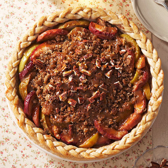 Caramel apple pie