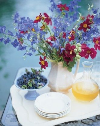 Pitcher bouquet centerpiece Pitcher bouquet centerpiece