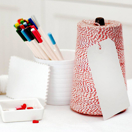 Crafting supplies stationc Crafting supplies stationc