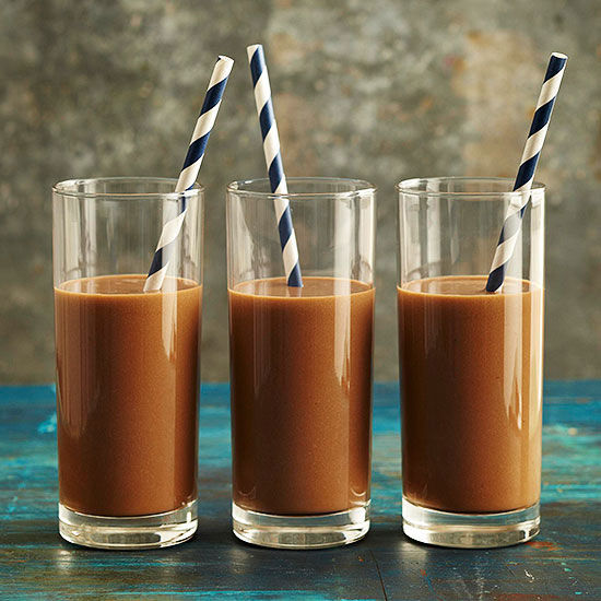Energizing mocha almond smoothies Energizing mocha almond smoothies
