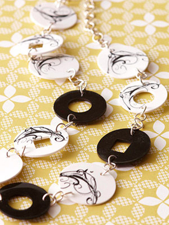 Graphic Necklace Graphic Necklace