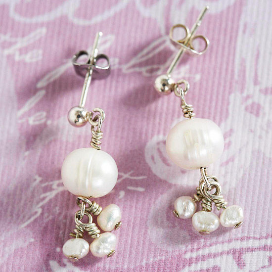 Pearl earrings Pearl earrings