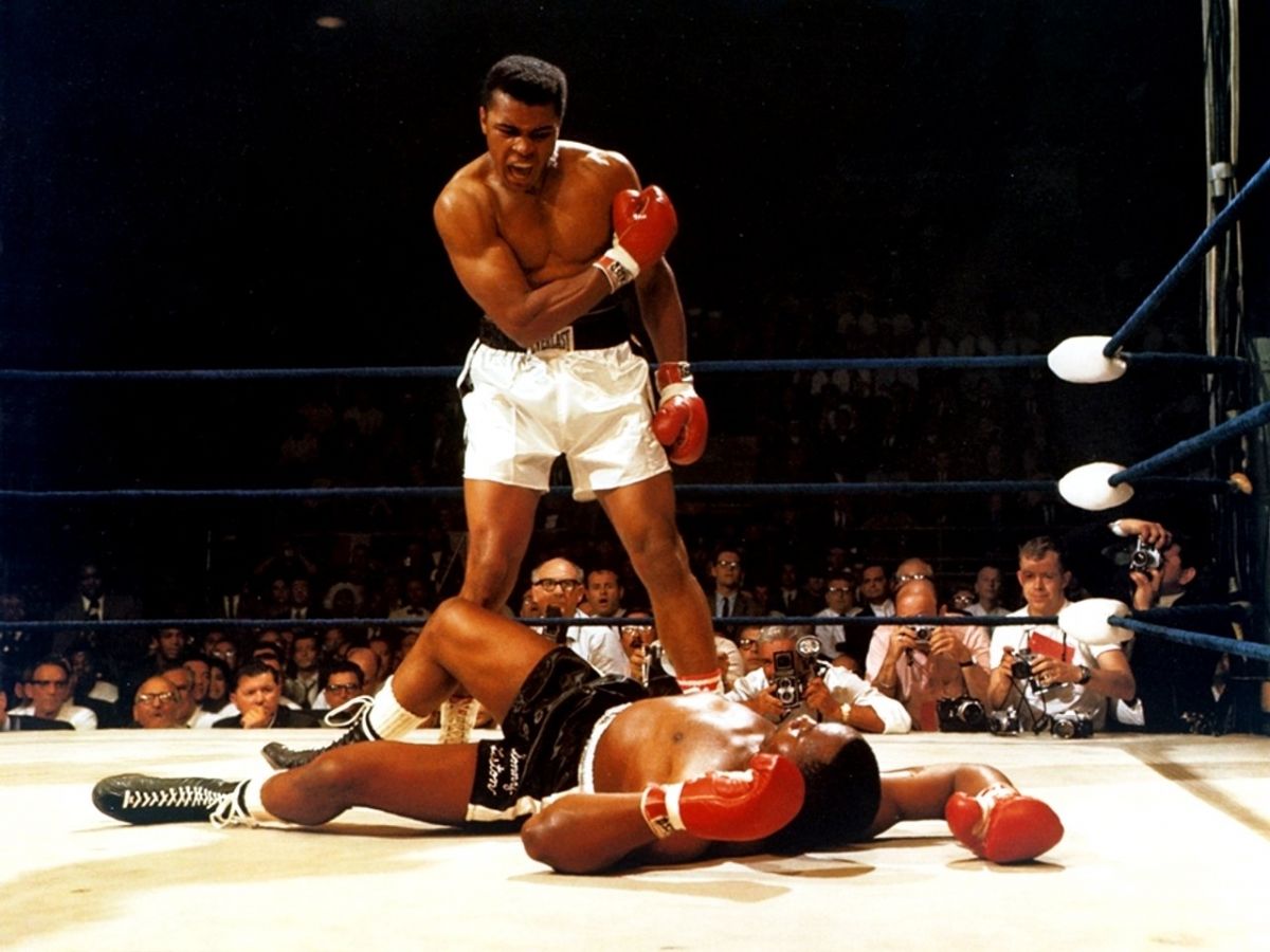 Ali famous pose