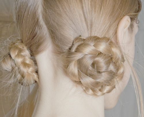 Twisted braids Twisted braids