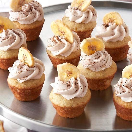 Mocha filled banana cupcakes