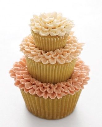 Triple tier flower cakes