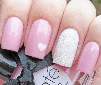 Pink heart nail