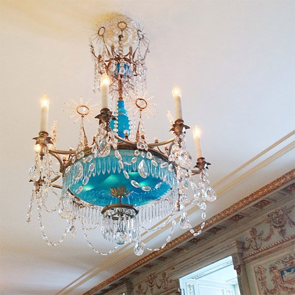 Gorgeous Vintage Chandelier Gorgeous Vintage Chandelier