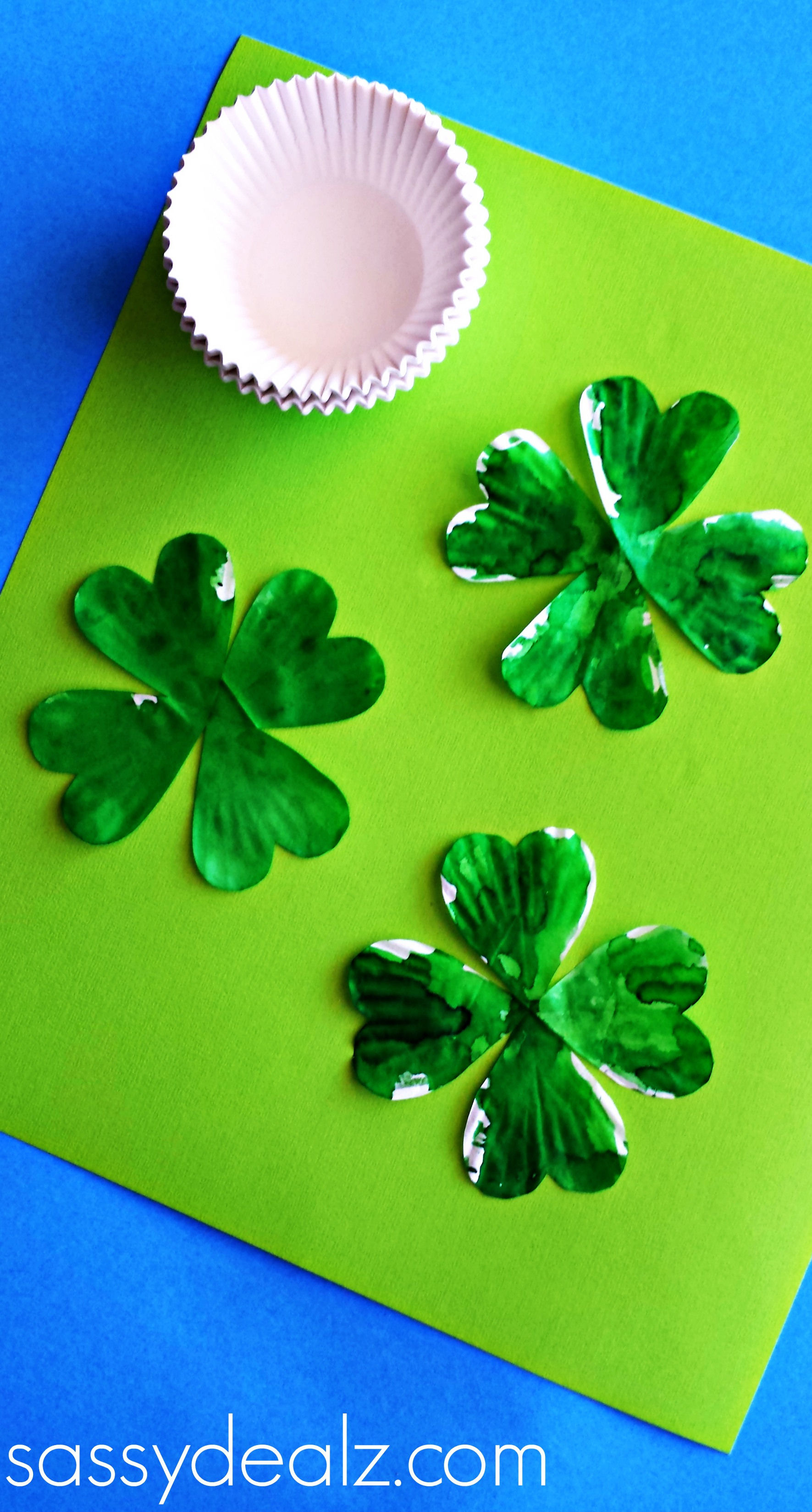 Shamrock cupcake craft Shamrock cupcake craft
