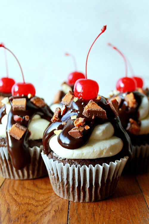 Chocolate cherry cupcakes