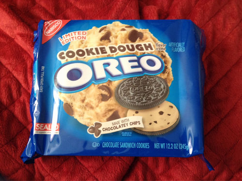 Cookie dough oreos