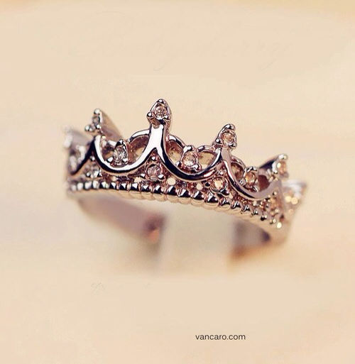 Crown ring