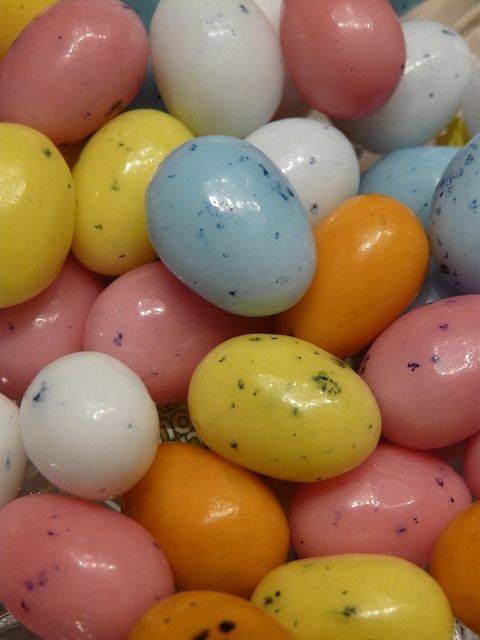 Candy eggs