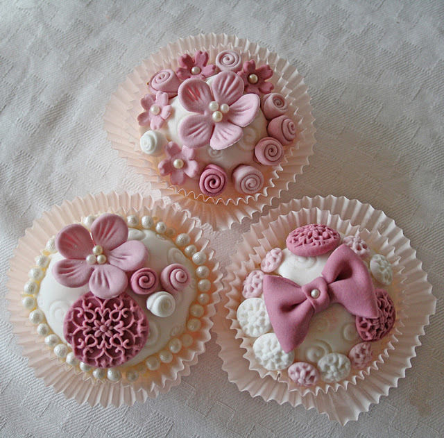 Pretty Pink Cupcakes