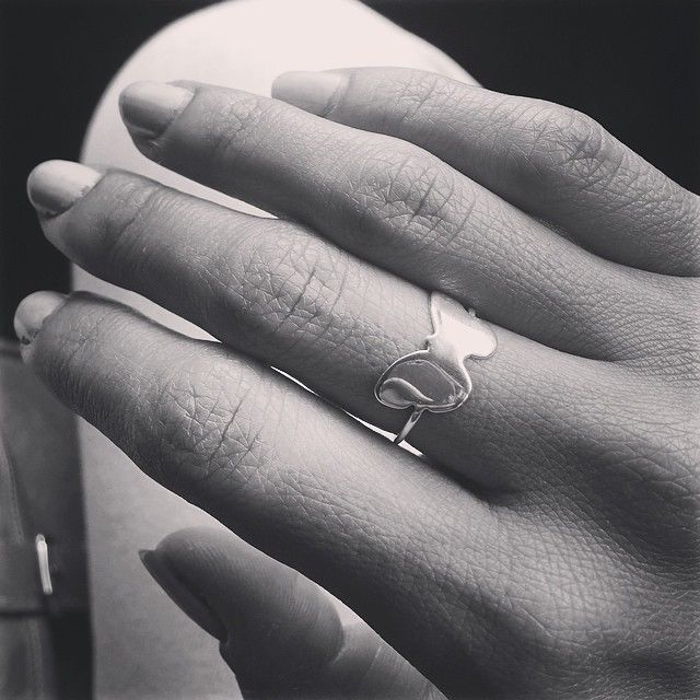 Butterfly ring Butterfly ring