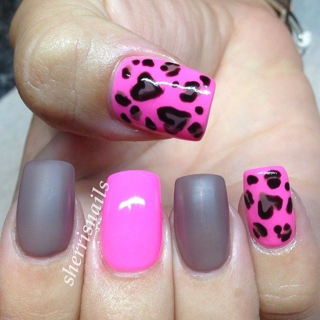 Cheetah Love Pink Nails
