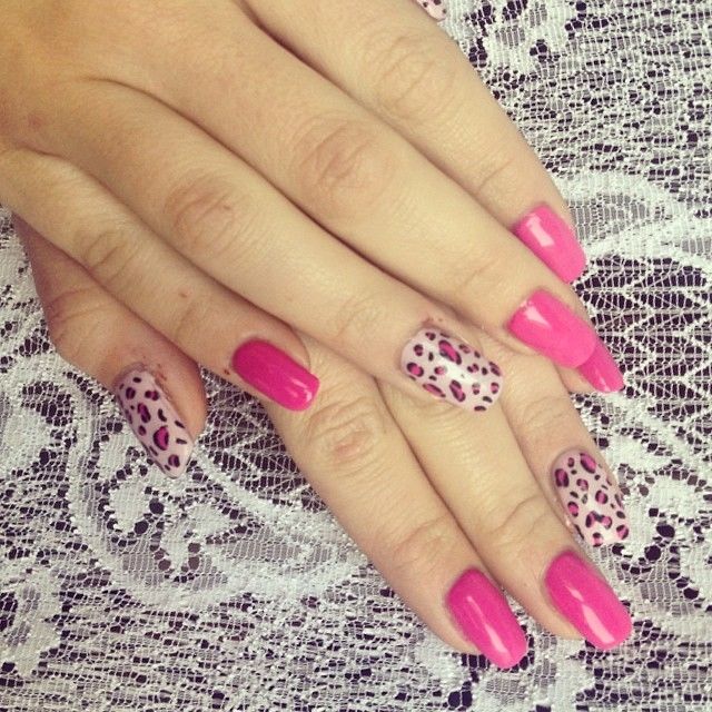 Pink nail swag