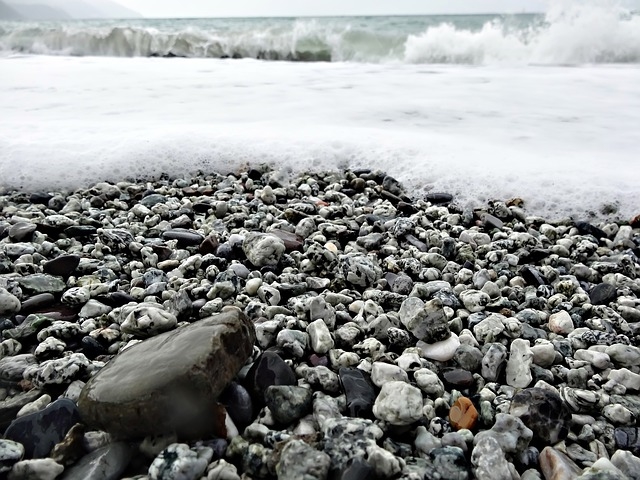 Foamy rocks Foamy rocks