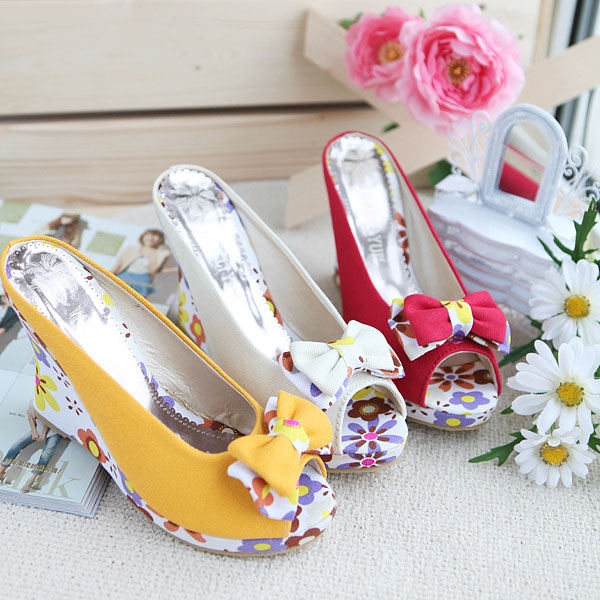 Cute Bow Flower Wedges