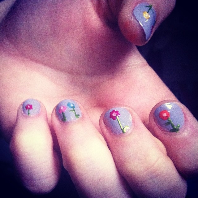 Spring flower nails