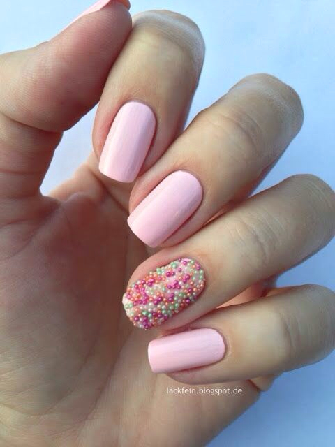 Pink nails art Pink nails art