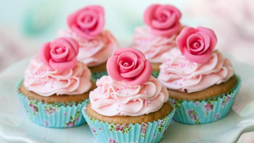 Pink rose cupcakes