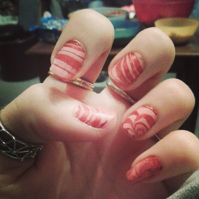 Pink marble nails Pink marble nails