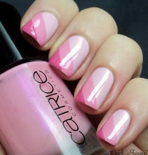 Pink stripe nails Pink stripe nails