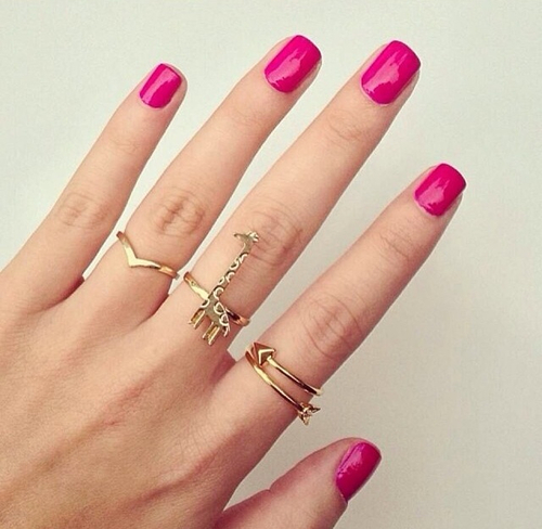 Magenta nails
