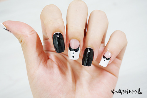 Tuxedo nails