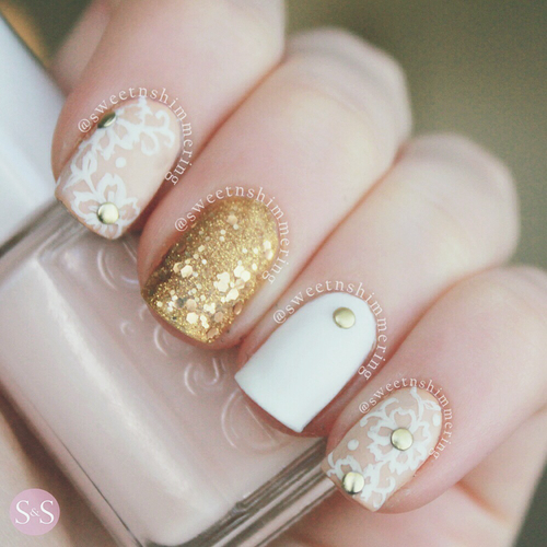 Golden stud nails Golden stud nails