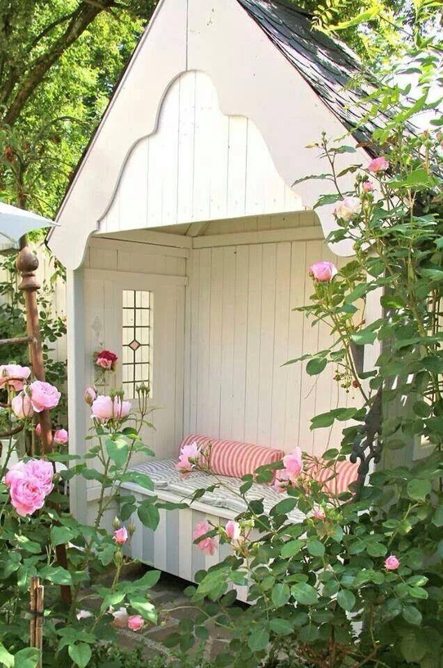 Cozy Garden Nook