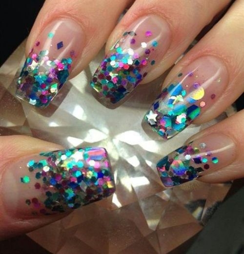 Glittery nails Glittery nails