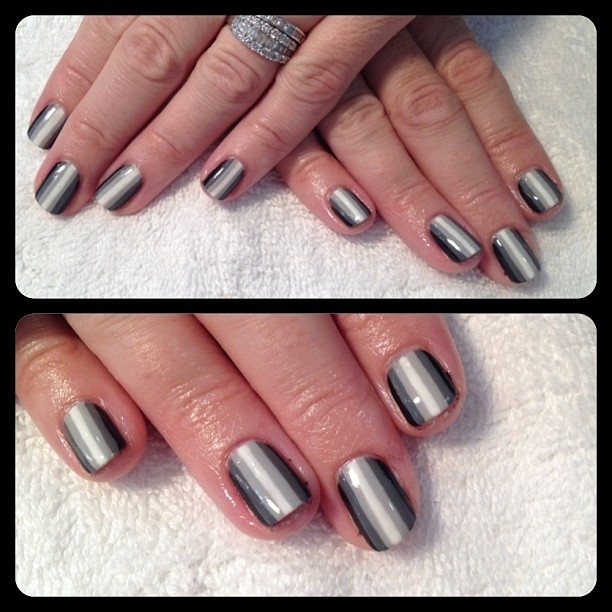Grey gradient gel nails