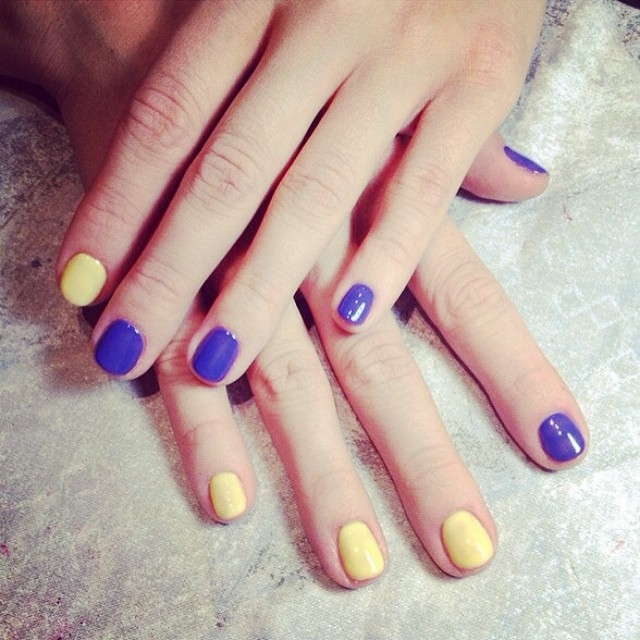 Yellow and purple nails Yellow and purple nails
