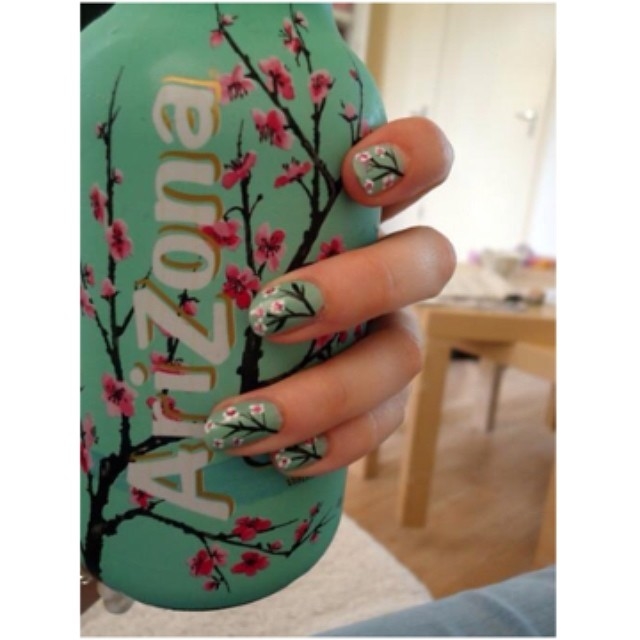 Arizona nail art Arizona nail art