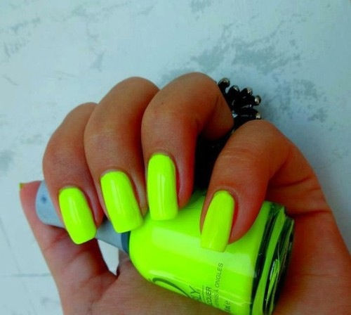 Neon green manicure Neon green manicure
