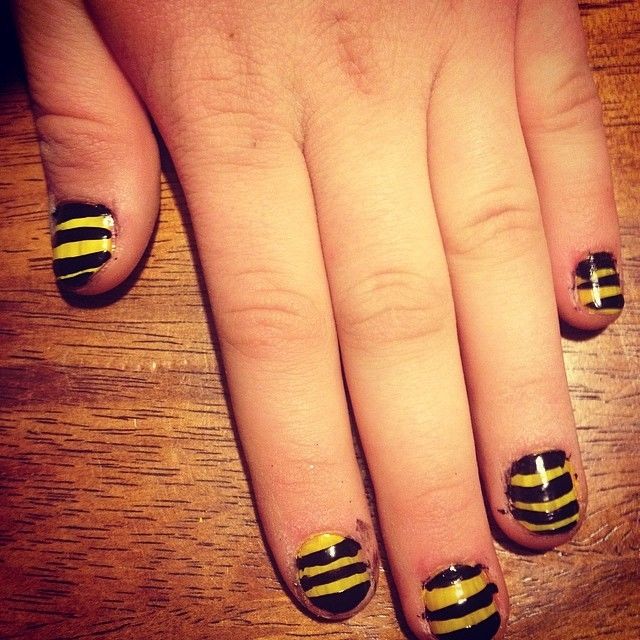 Black and yellow nails Black and yellow nails