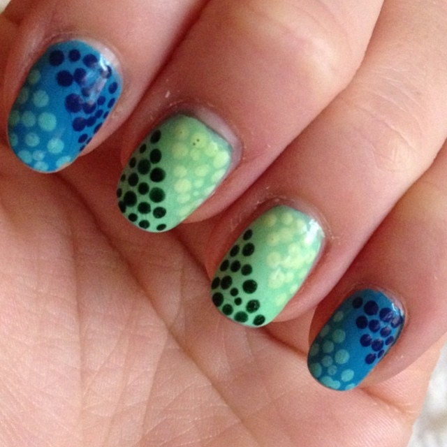Dotted nails
