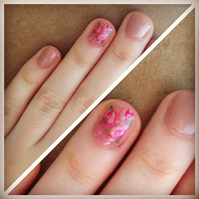 Floral rose nails