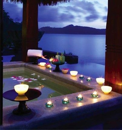 Romantic Jacuzzi Romantic Jacuzzi