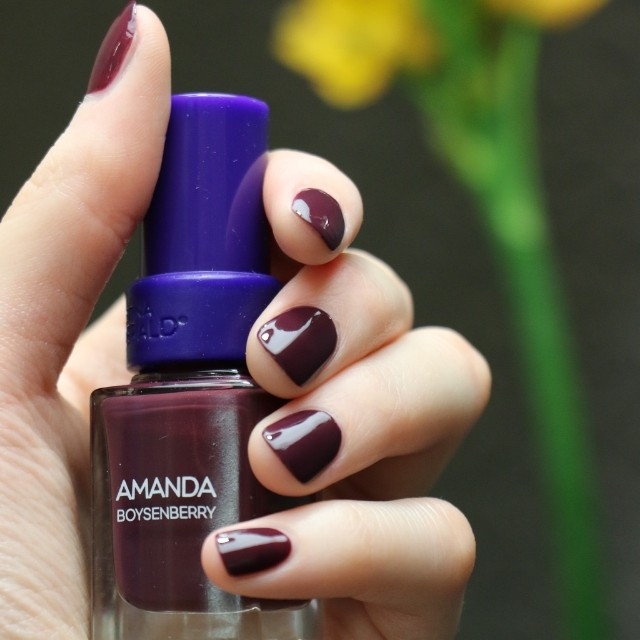 Boysenberry nails