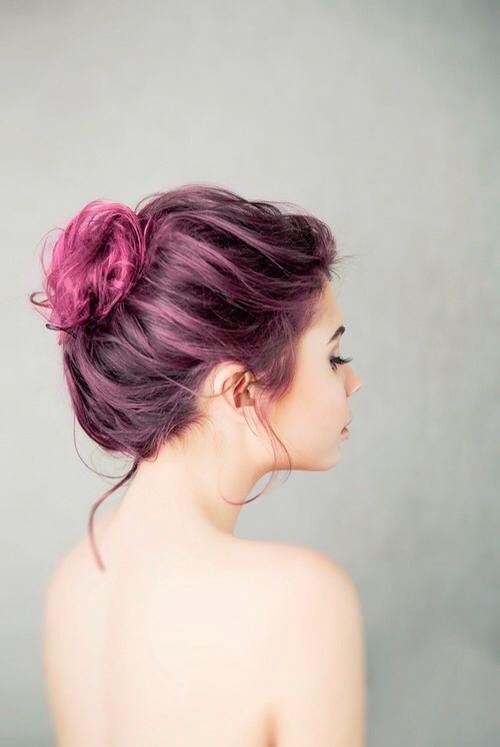 Dark pink bun Dark pink bun