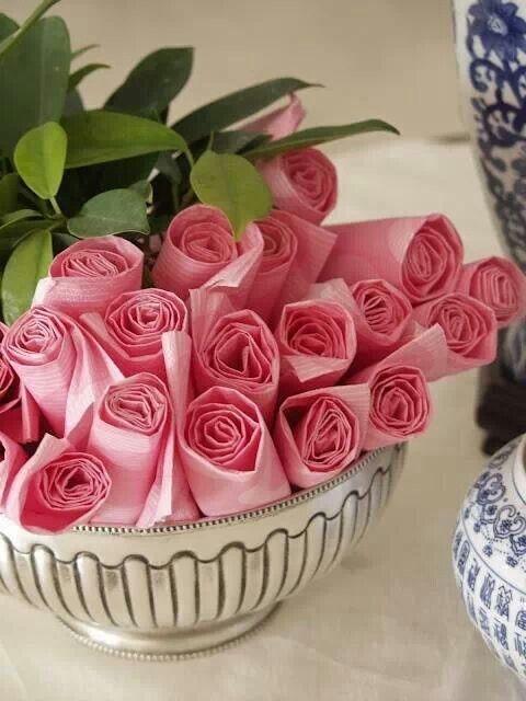 Rosebud paper napkins Rosebud paper napkins