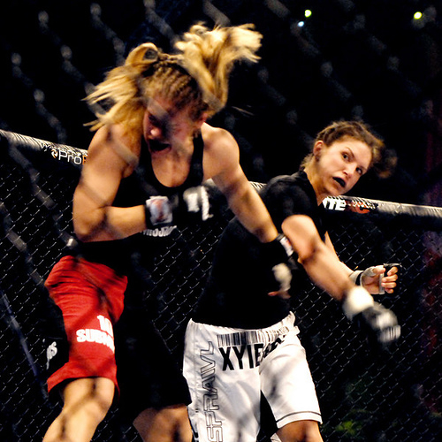 Gina Carano (ill crushing blow) photo Gina Carano (ill crushing blow) photo